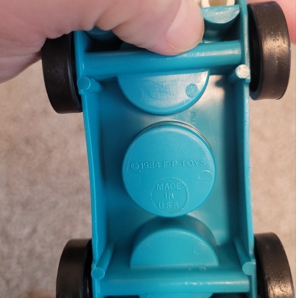 Fisher-Price Vintage 1984 Zoo Tram Train Cart - Picture 2 of 4